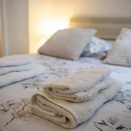 아파트 Cosy Eugenie Au Pied De L'opera Et Du Kiosque