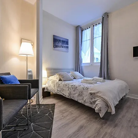 Cosy Eugenie Au Pied De L'opera Et Du Kiosque